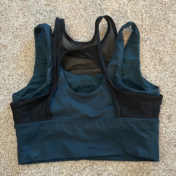 Lululemon sports bra size 6 - Picture 2 of 4